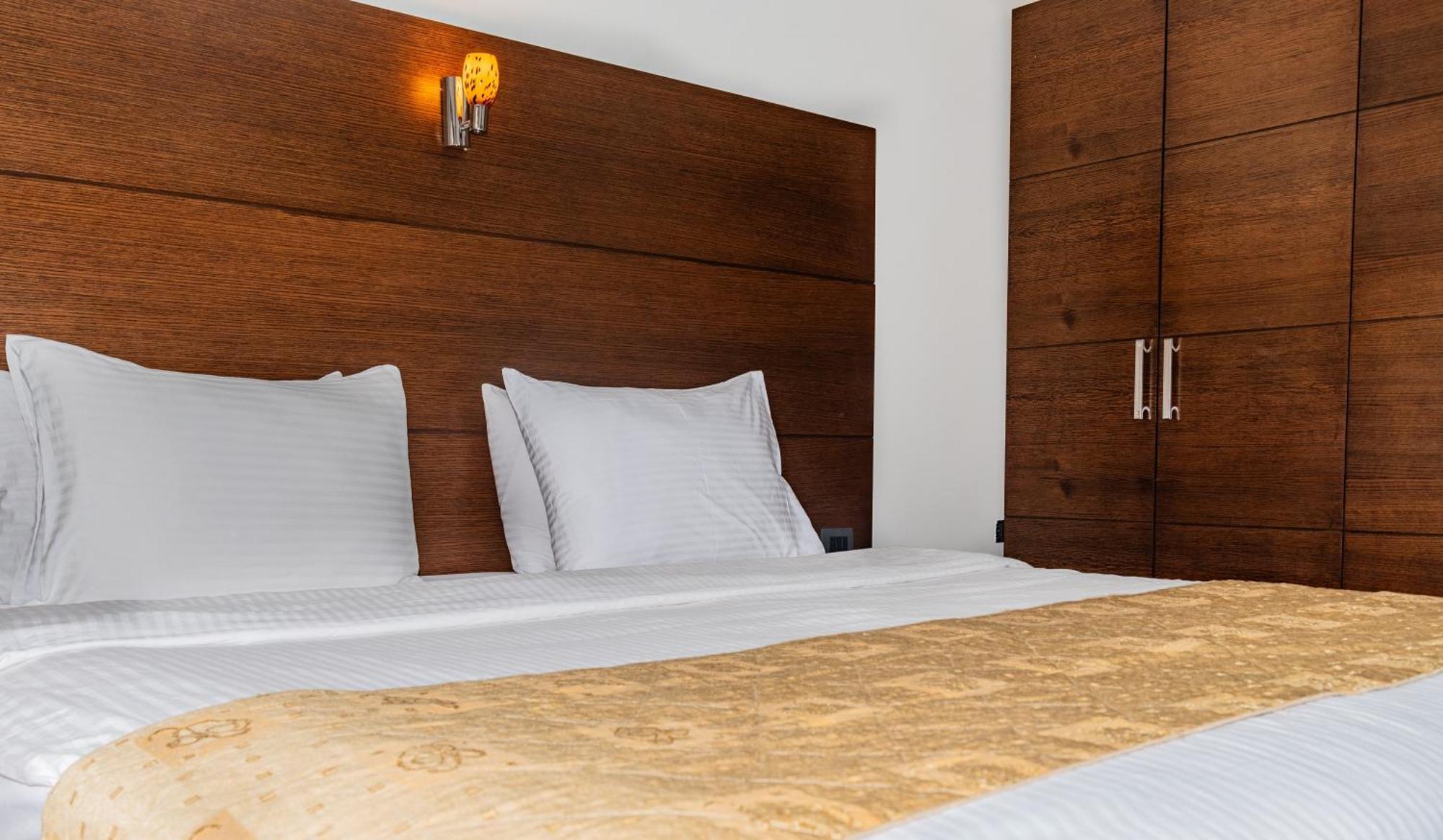 Britannia Aparthotel
